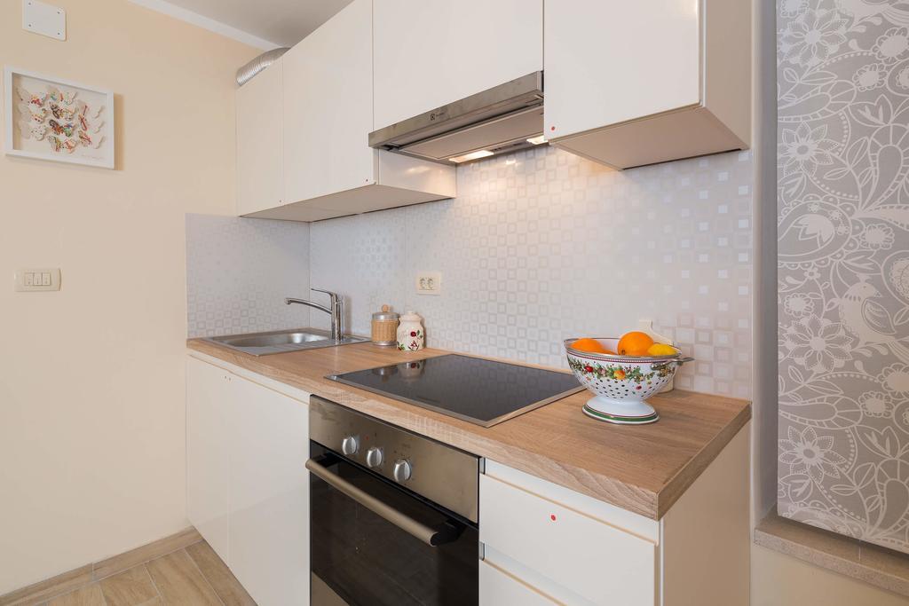 Apartments Dujam Without Terrace Split Exterior photo